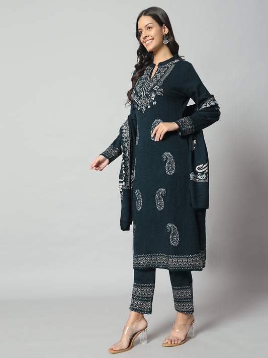 Clapton Pure Wool Winter Wear Embroidered Straight Kurta Pant With Dupatta Set Green