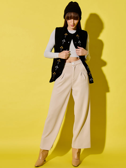 Embroidery Woolen Sleeveless Cardigan