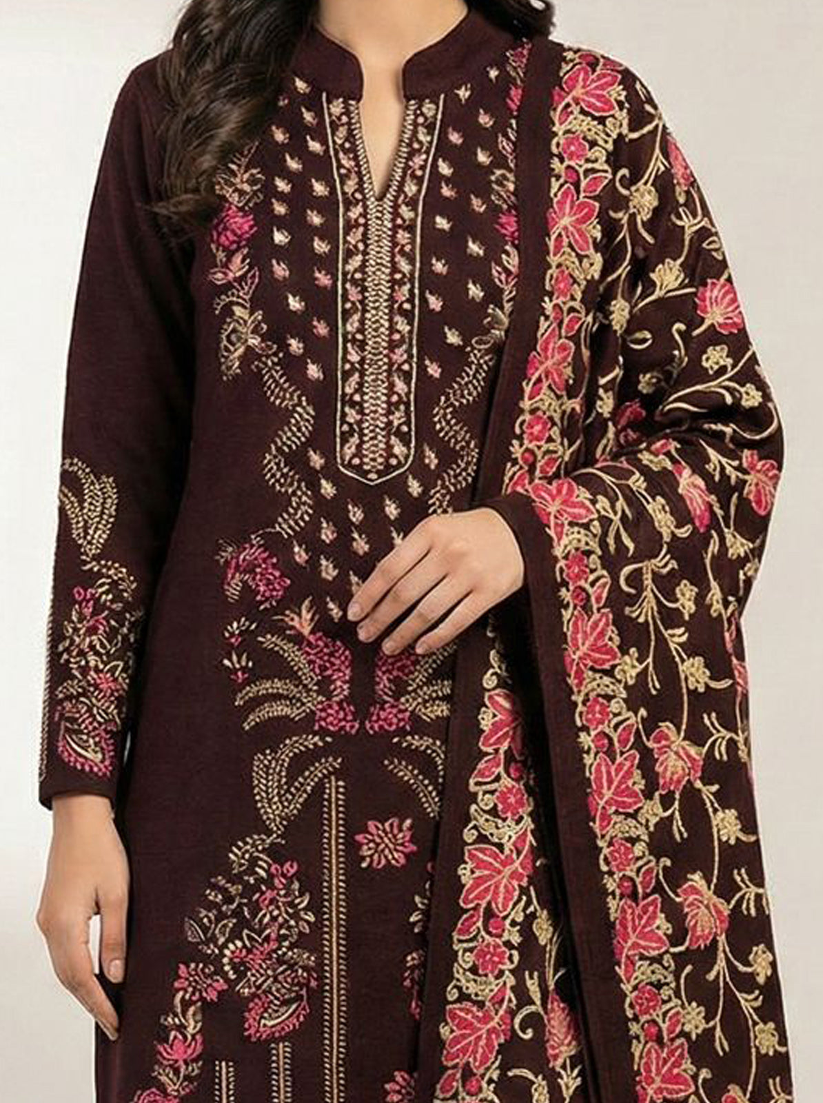 Clapton Embroidered wool blends for winter wear Straight-fit kurta with trousers and a dupatta (shawl) WINE