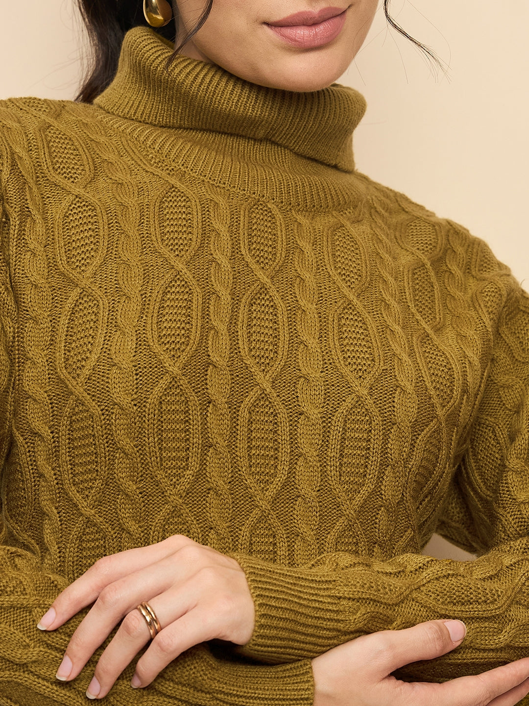 Clapton High Neck Cable Knitted Woolen Dress Gold