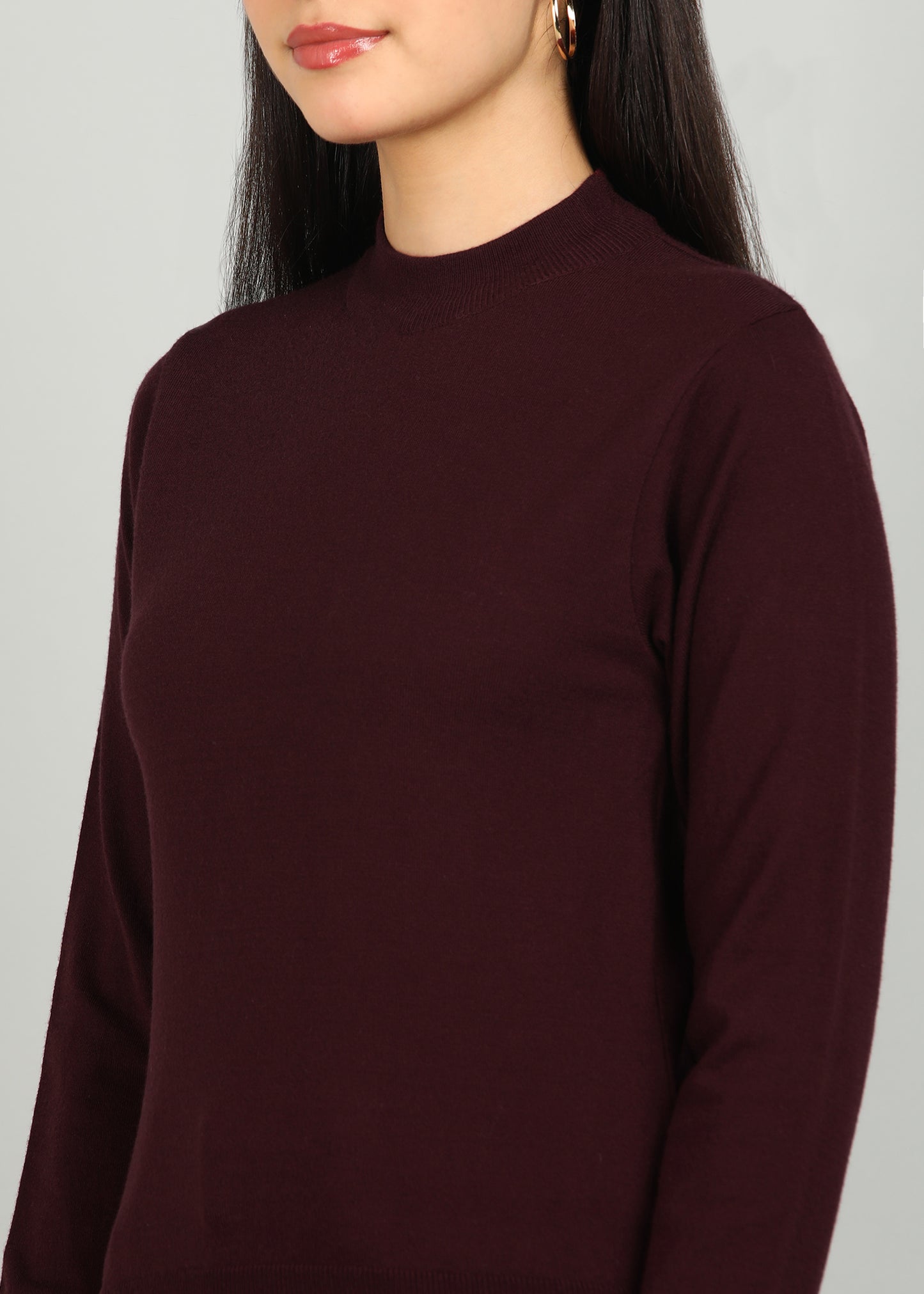 Women Solid Color Round Neck Viscose T-Shirt Wine