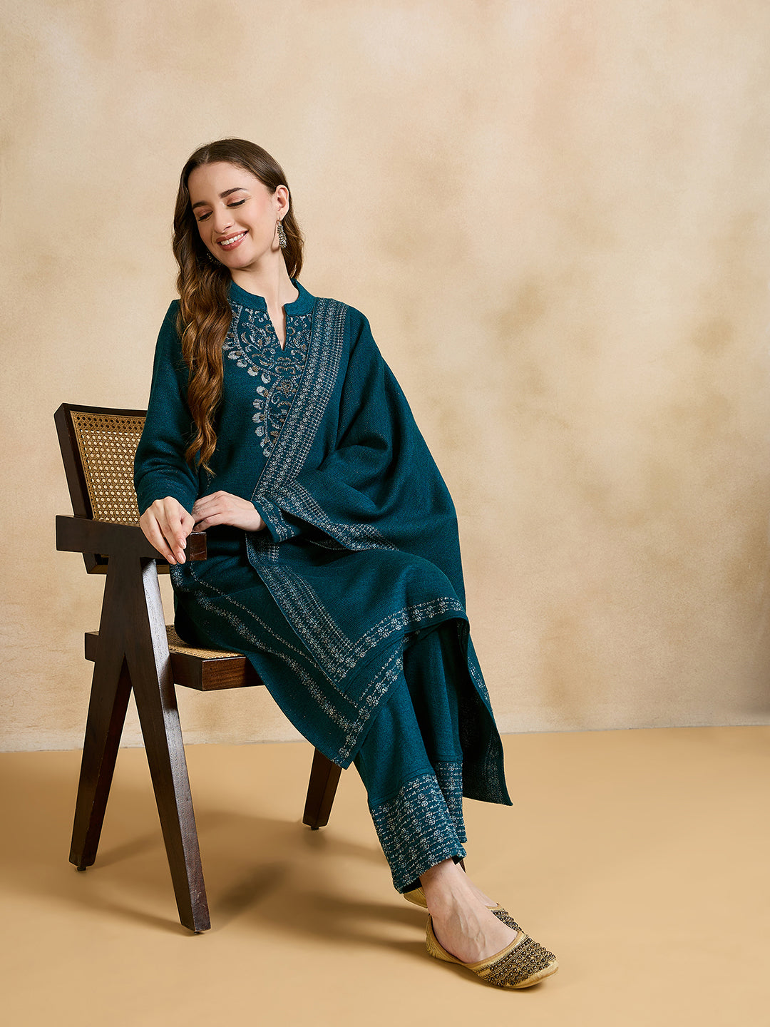 Clapton Embroidered Straight Kurta Pant With Dupatta Set Green