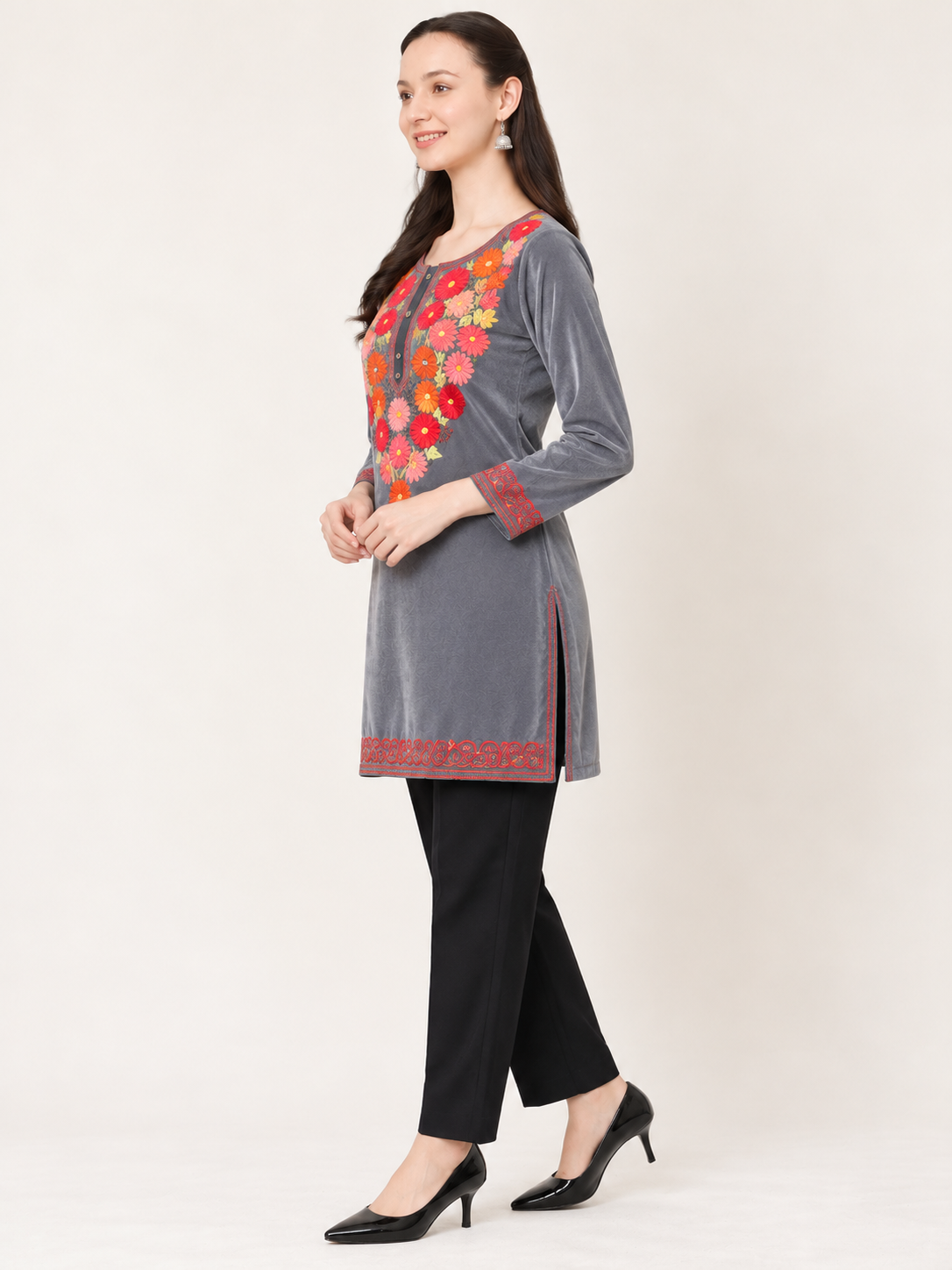 Clapton GREY Woolen Winter wear Embroidered Kashmiri Aari Work Kurta (PHERAN)