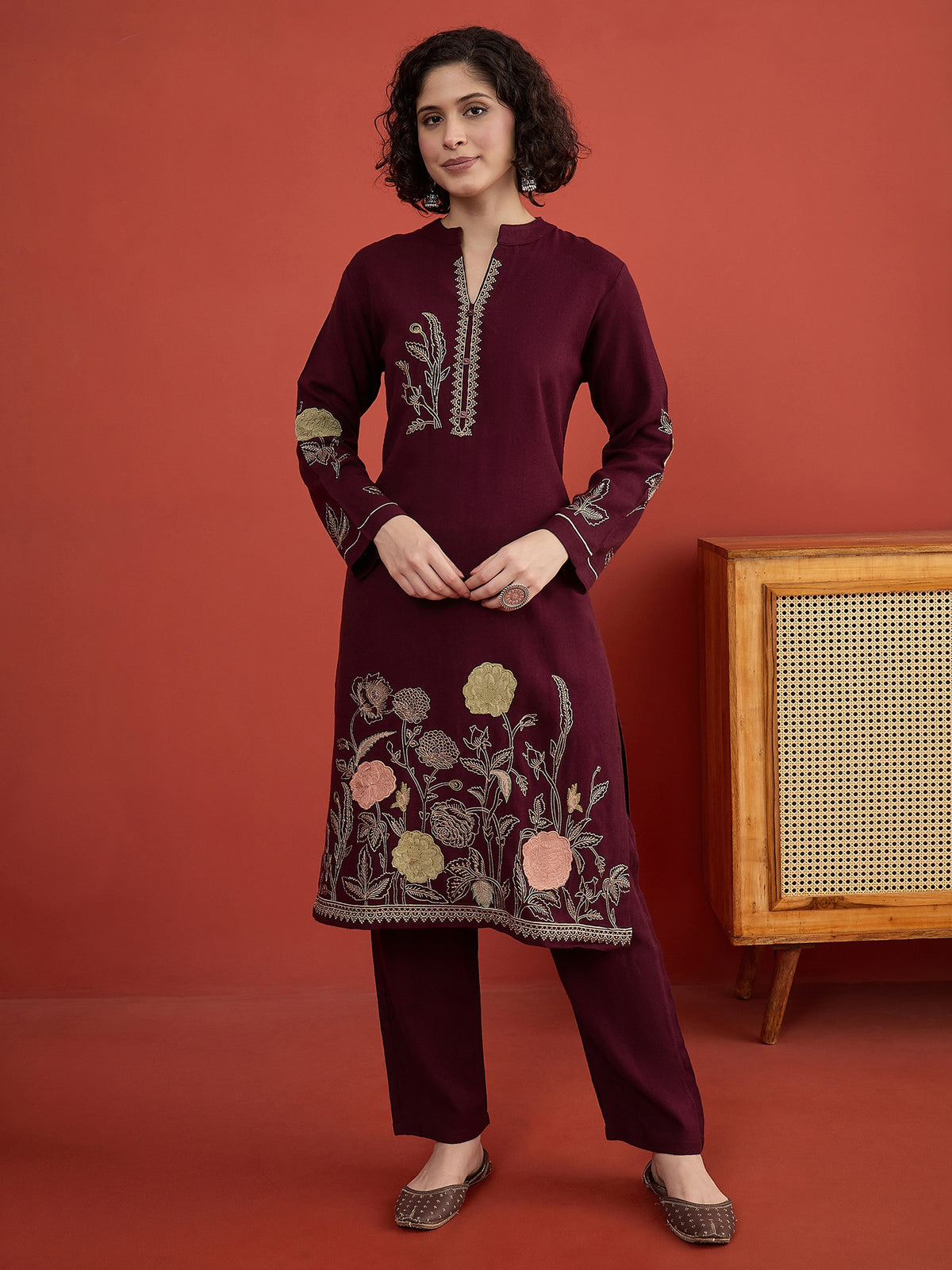 CLAPTON Purple Floral & Motif Embroidered Mandarin Collar Woolen Kurta with Trousers & Dupatta/Shawl Set (Copy)