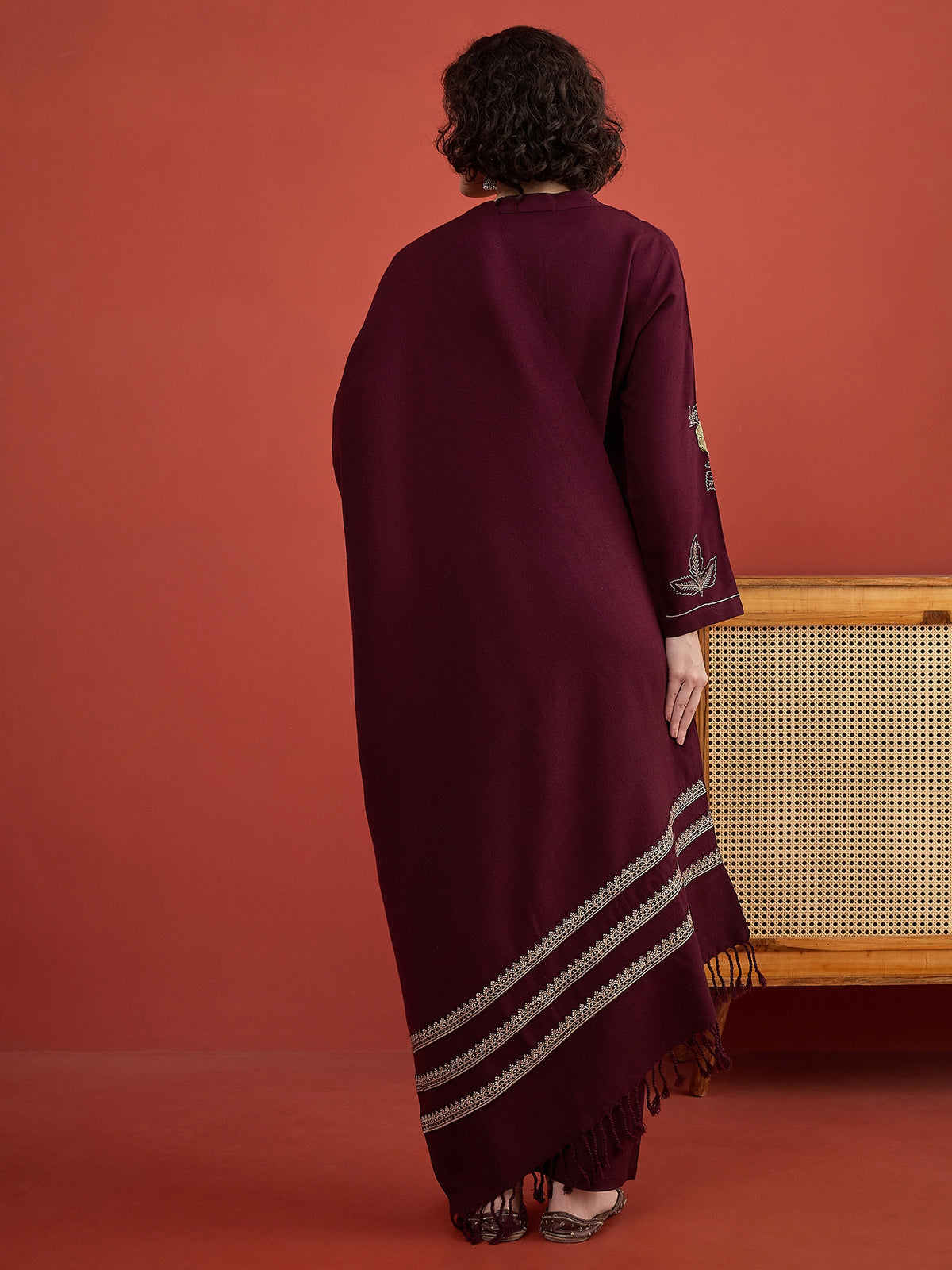 CLAPTON Purple Floral & Motif Embroidered Mandarin Collar Woolen Kurta with Trousers & Dupatta/Shawl Set (Copy)