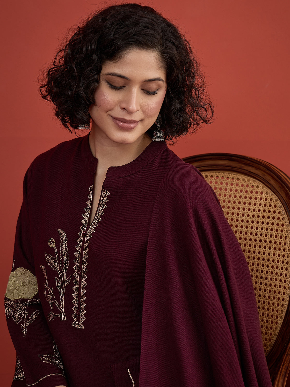CLAPTON Purple Floral & Motif Embroidered Mandarin Collar Woolen Kurta with Trousers & Dupatta/Shawl Set (Copy)