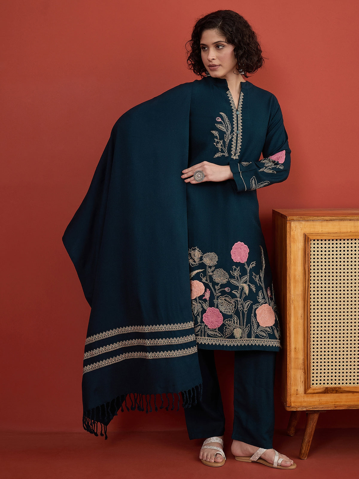 CLAPTON Peacock Floral & Motif Embroidered Mandarin Collar Woolen Kurta with Trousers & Dupatta/Shawl Set (Copy) (Copy)
