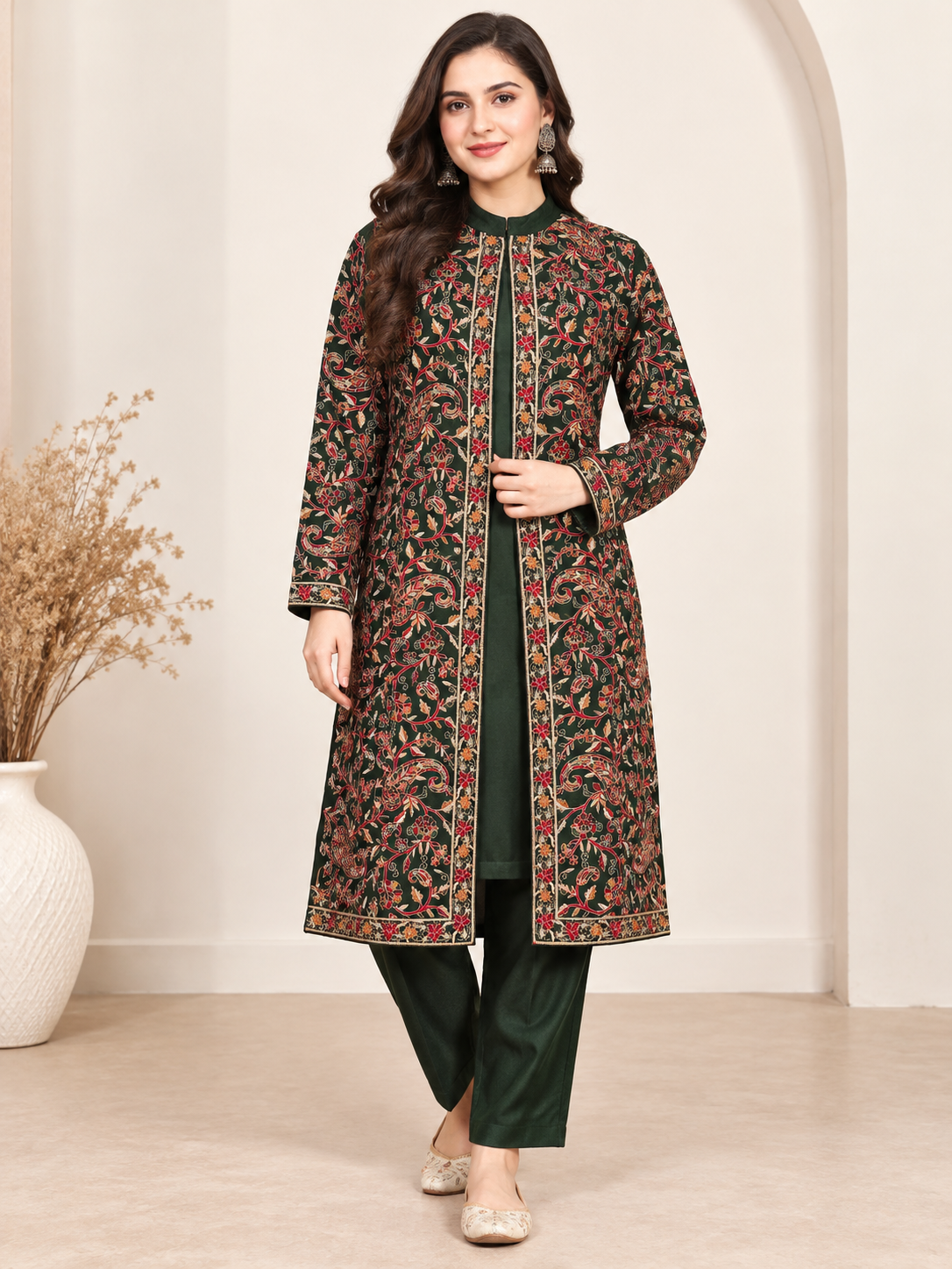 Embroidered 3-Piece Co-ord Shrug Set with Straight Pants and Inner Tank Top GREEN