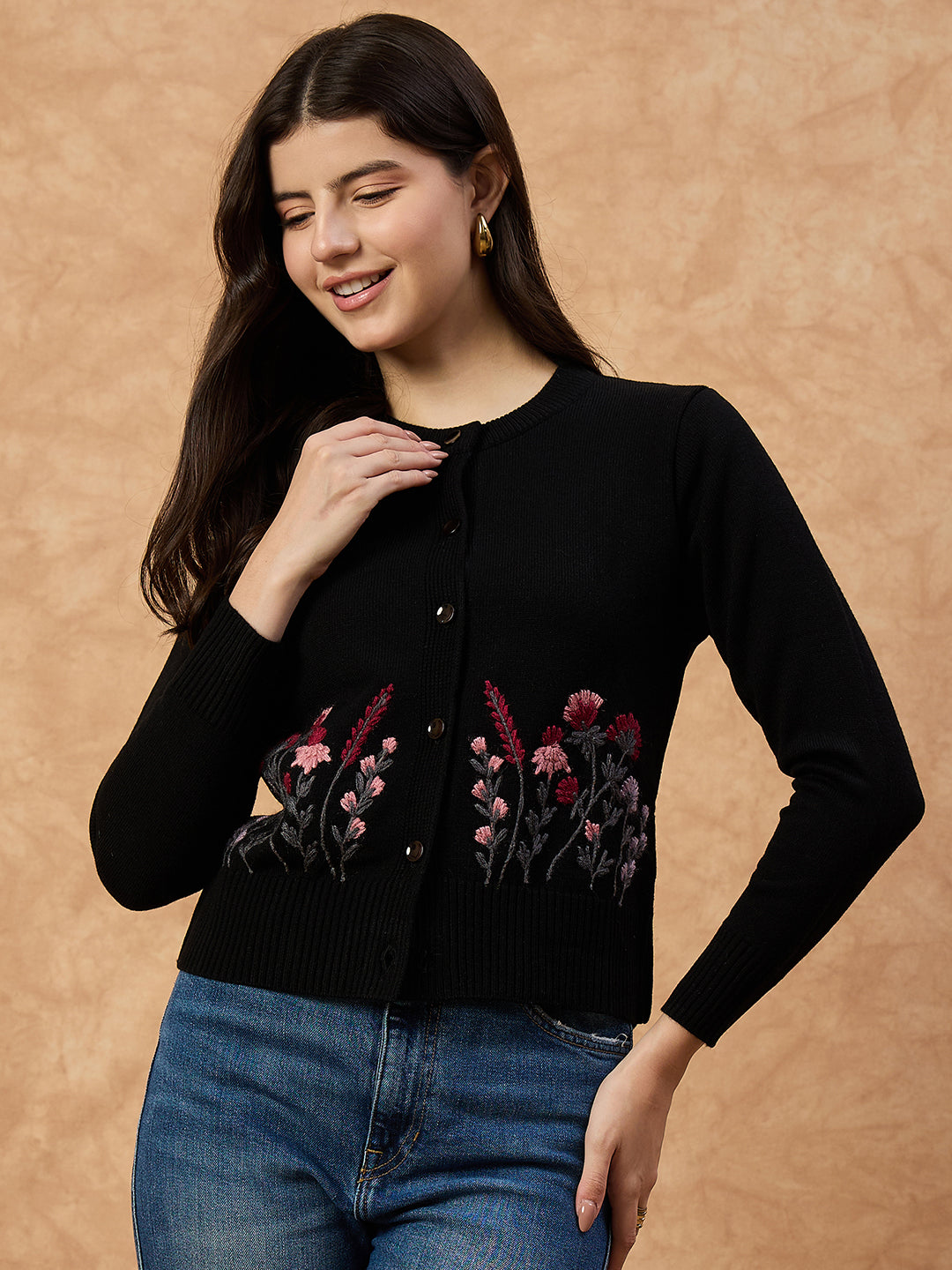 Clapton Women’s Black Knitted Floral Embroidered Cardigan 6110
