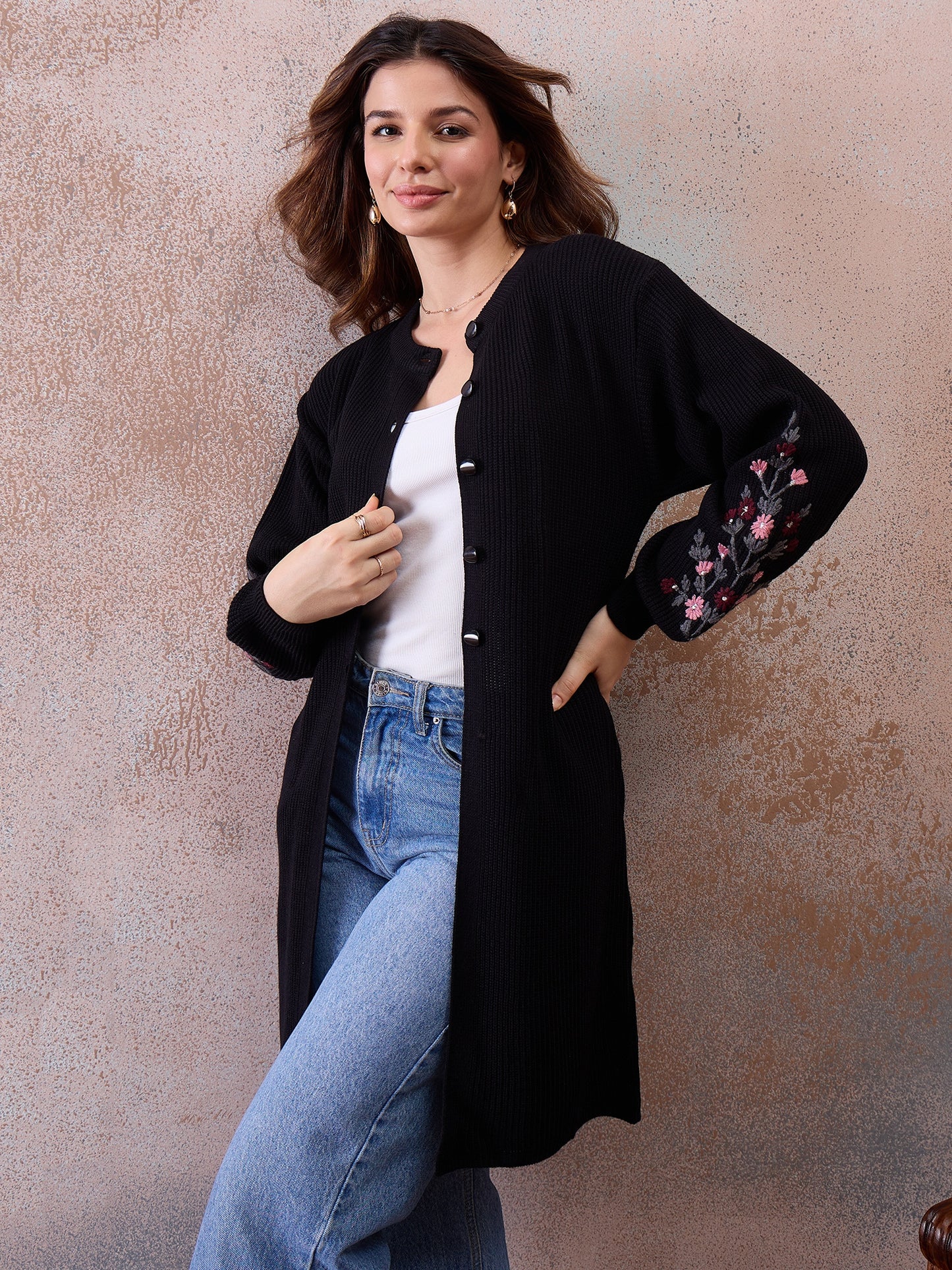 Women’s Longline Ribbed Knit Cardigan with Embroidered Sleeves – BLACK