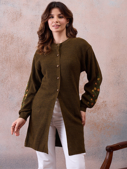 Women’s Longline Ribbed Knit Cardigan with Embroidered Sleeves – MEHNDI