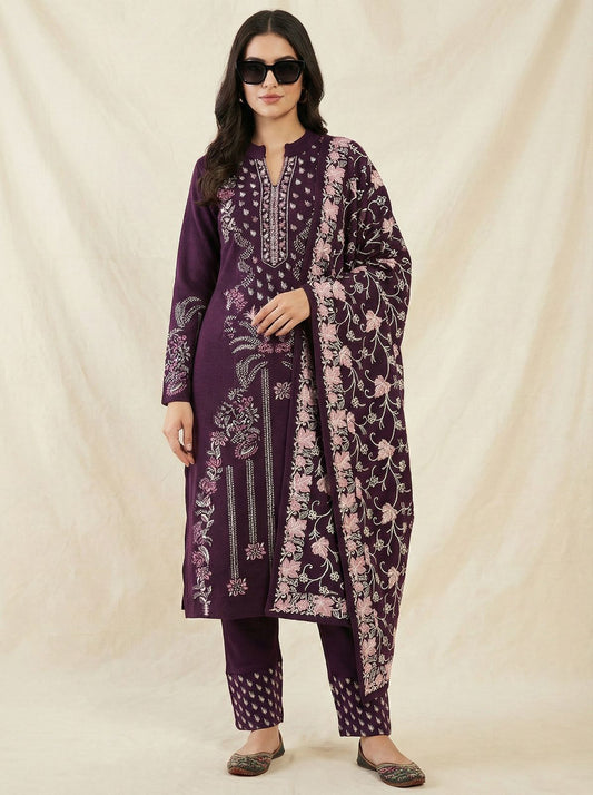 Clapton Embroidered  wool blends for winter wear Straight-fit kurta with trousers and a dupatta (shawl) Purple