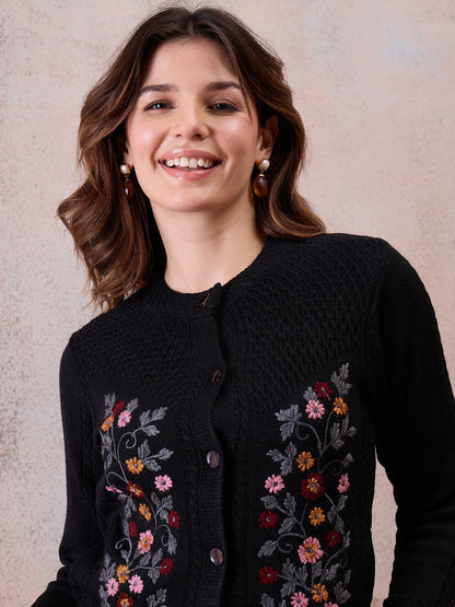 Women’s Floral Embroidered Button-Front Knit Cardigan Black