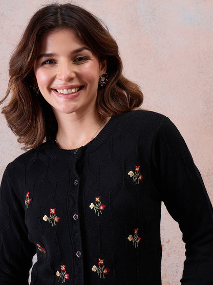 Women’s Embroidered Button-Front Knit Cardigan Black