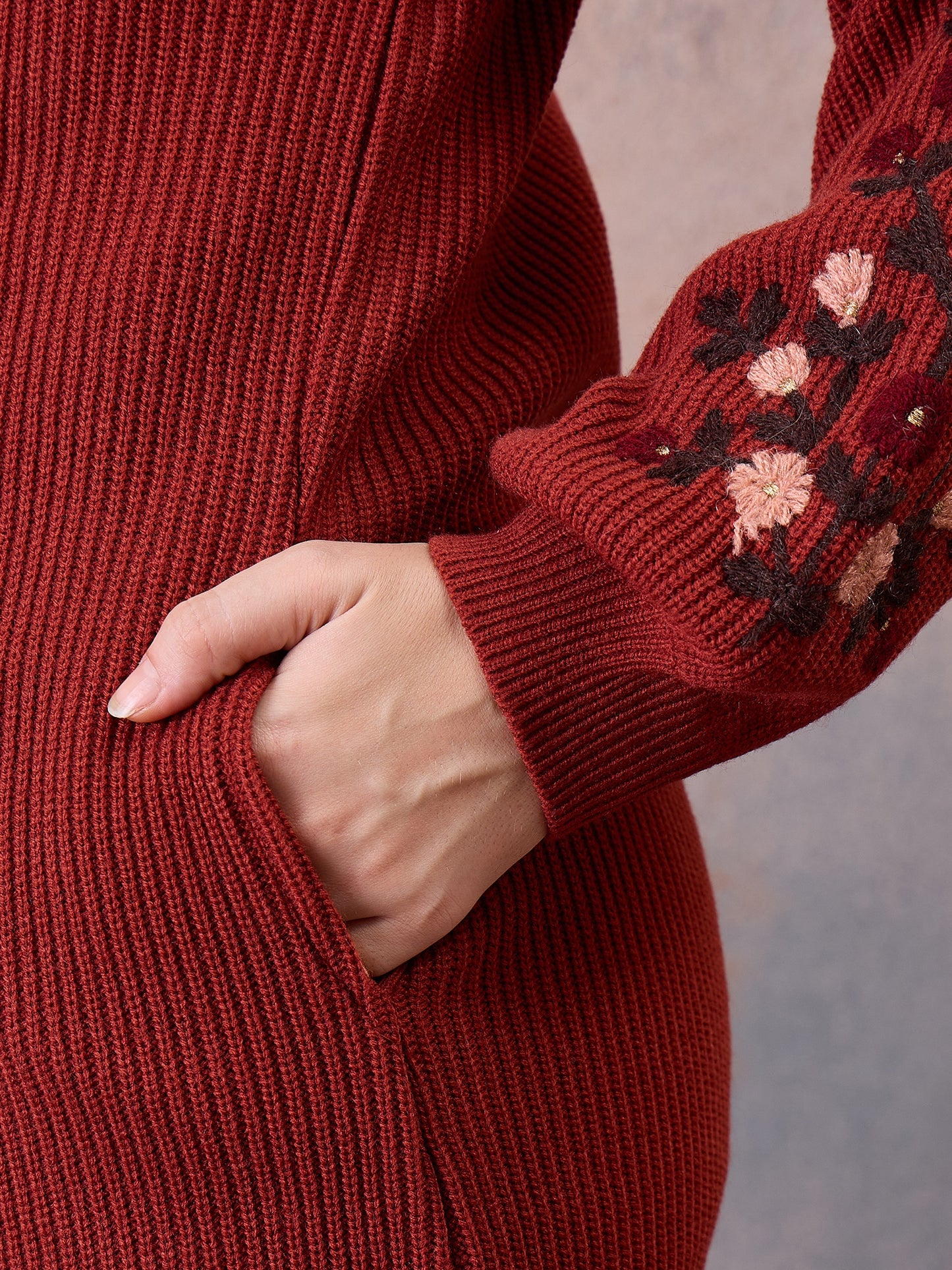Women’s Longline Ribbed Knit Cardigan with Embroidered Sleeves – Rust Red