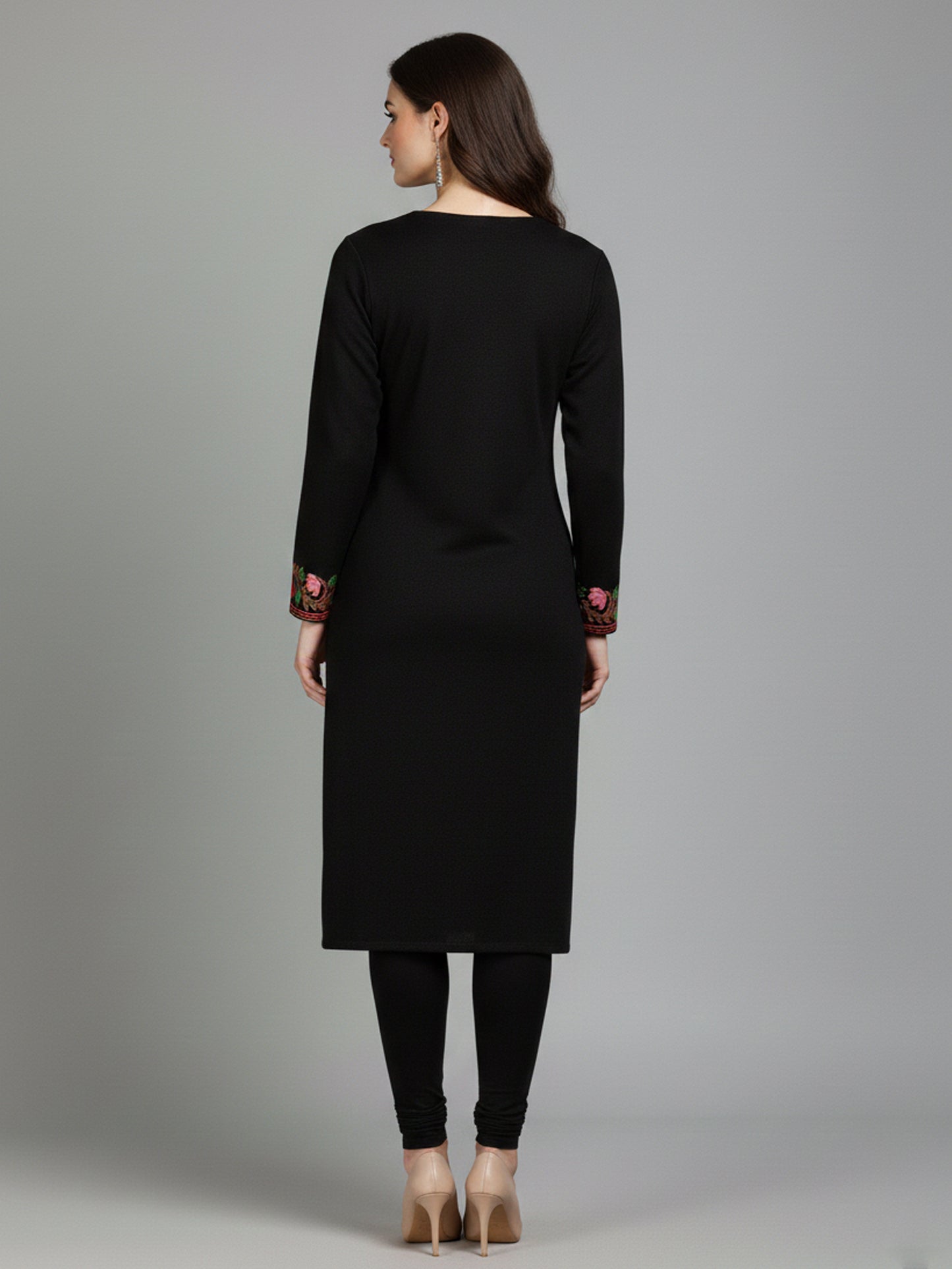 Clapton Black Wolen Winter wear Embroidered Kashmiri Aari Work Kurta (PHERAN)