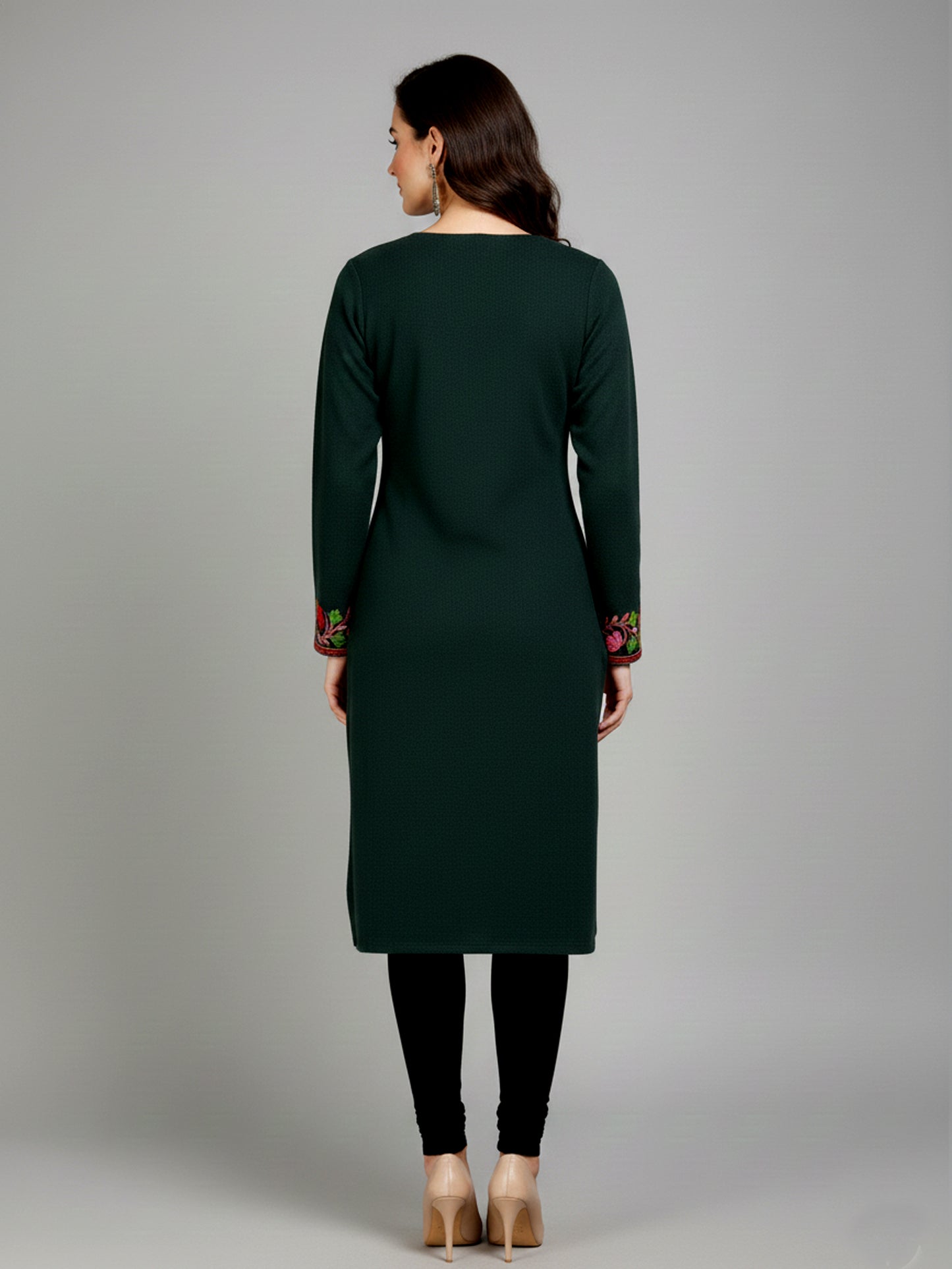 Clapton Mehndi Wolen Winter wear Embroidered Kashmiri Aari Work Kurta (PHERAN)