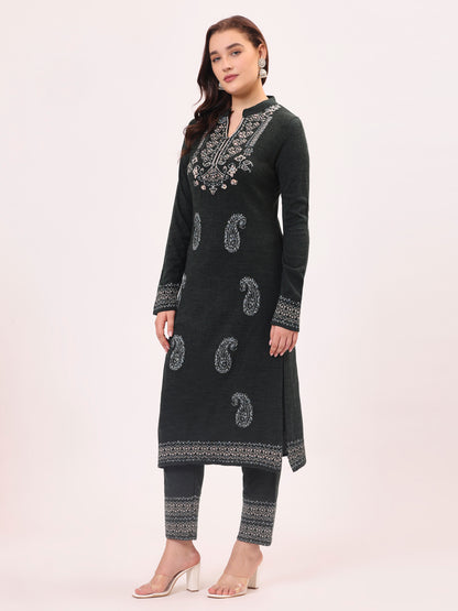 Clapton Pure Wool Winter Wear Embroidered Straight Kurta Pant With Dupatta Set Grey Mixture