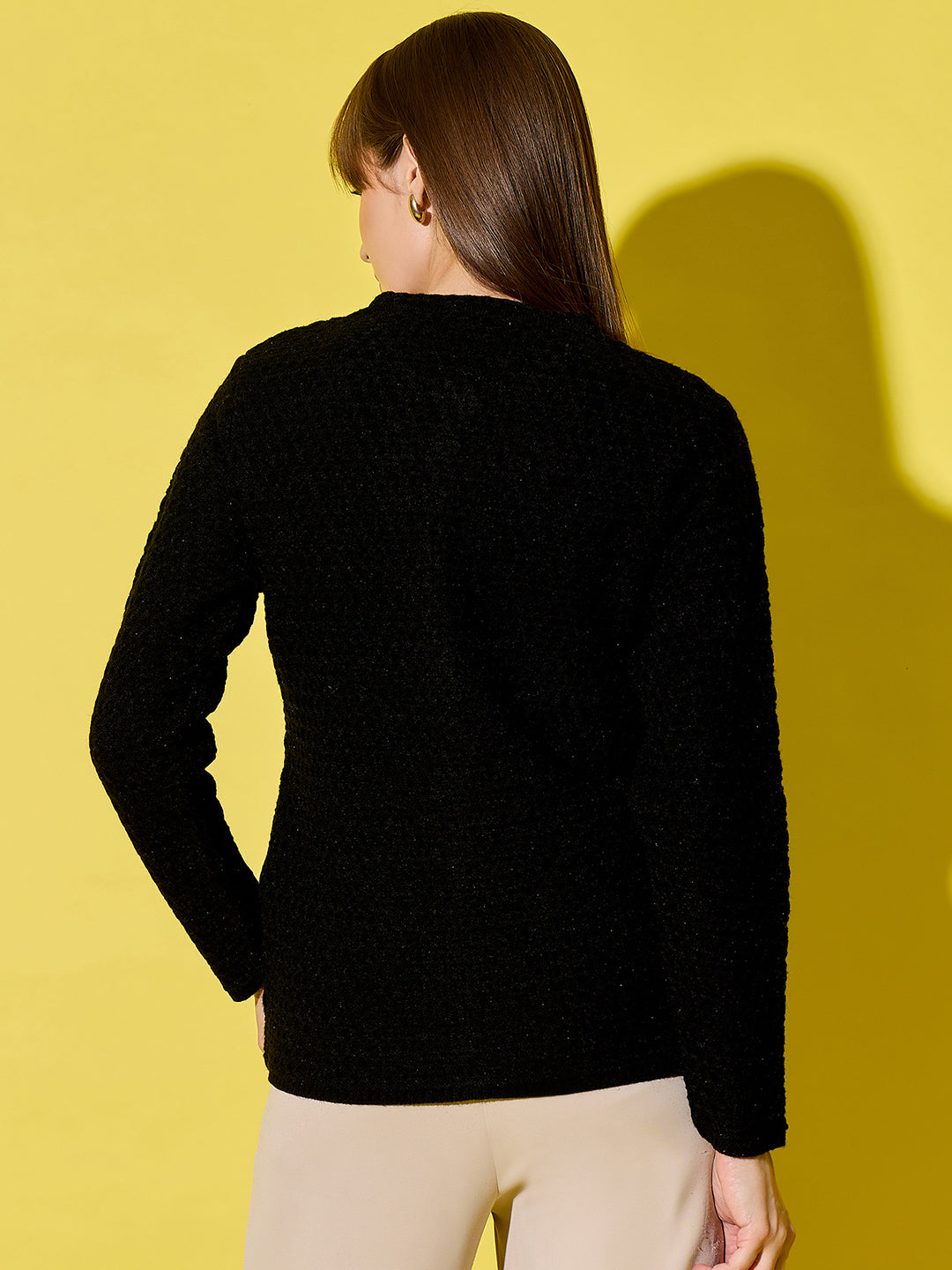 Embroidery Woolen Sleeveless Cardigan