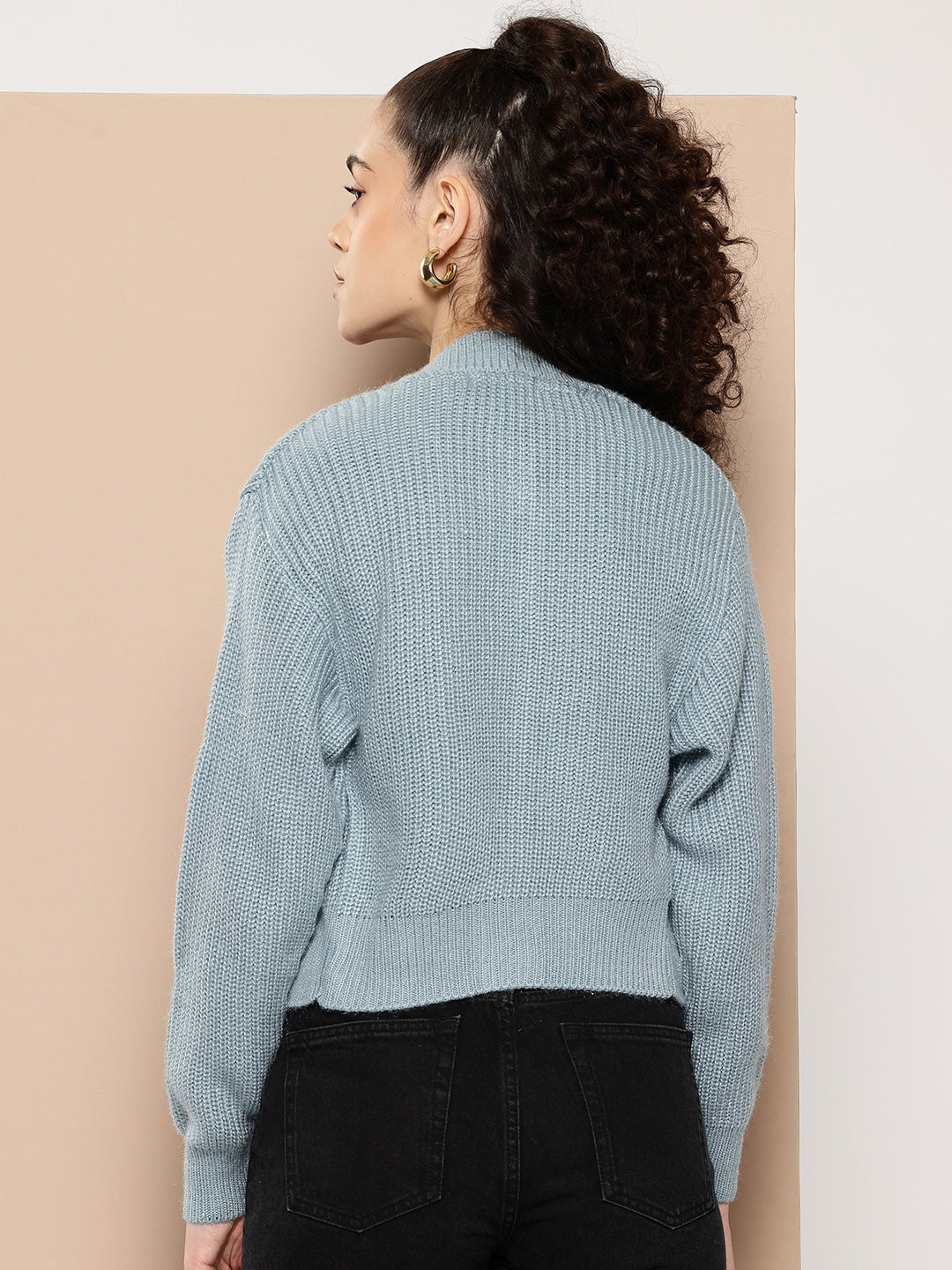 Women Knitted Cropped Cardigan