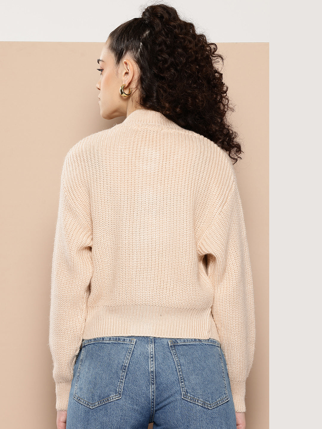 Women Knitted Cropped Cardigan
