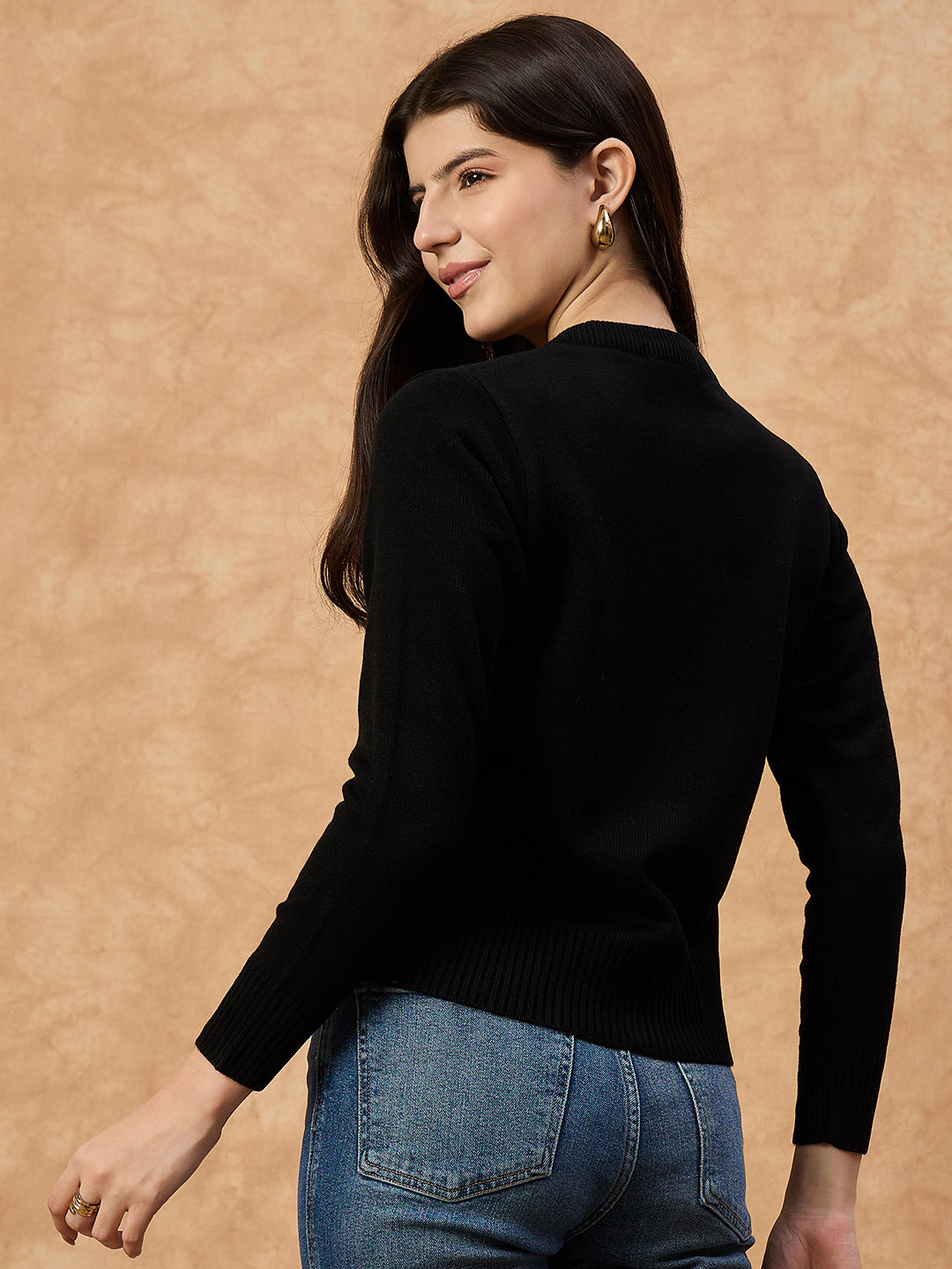 Clapton Women’s Black Knitted Floral Embroidered Cardigan 6110