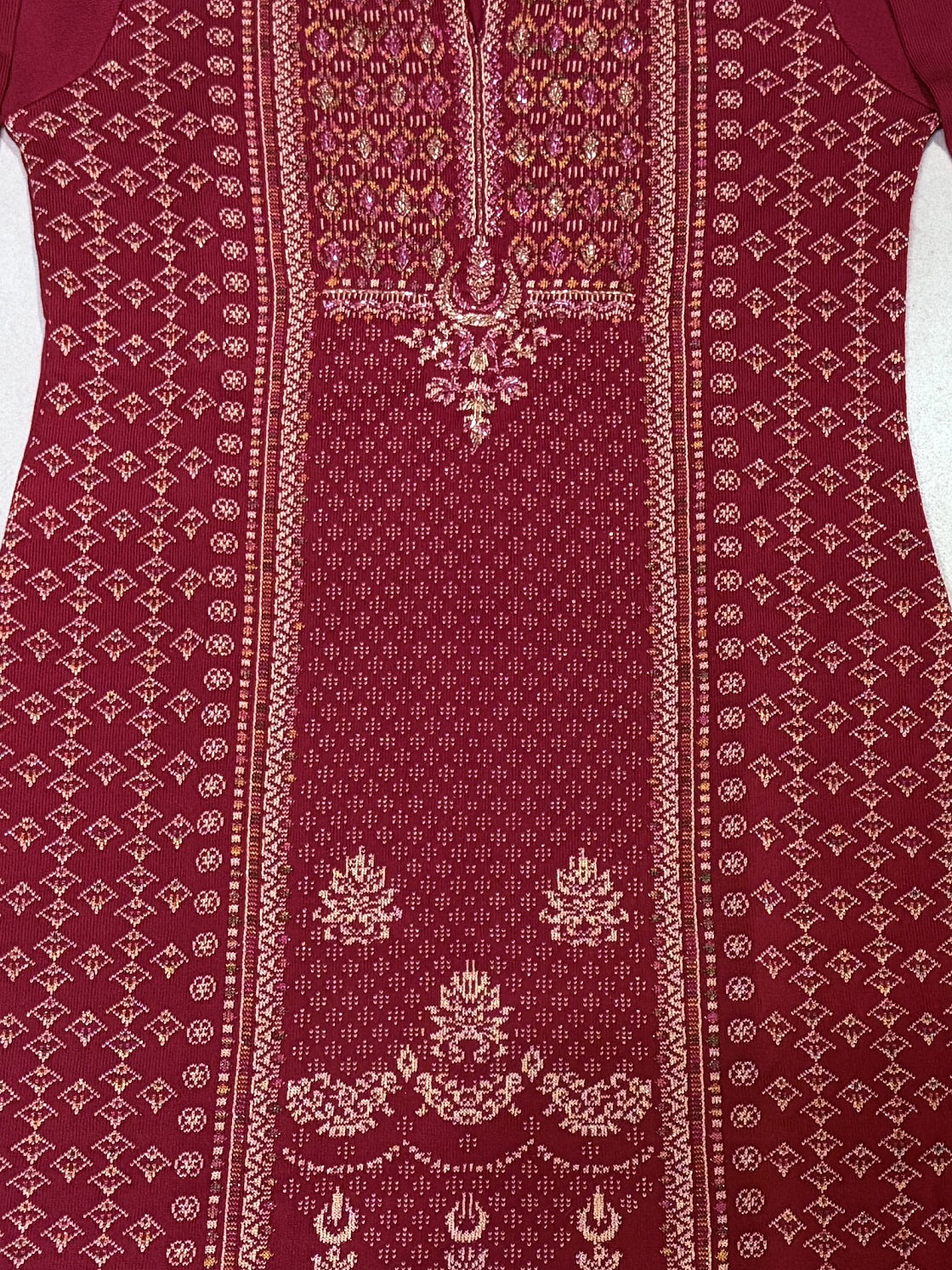 Embroidered wool blends for winter wear Straight-fit kurta with trousers and a dupatta (shawl) red