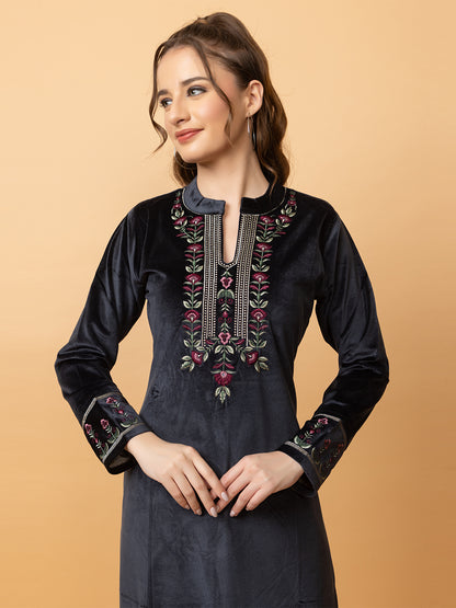 Velvet Embroidered Winter Wear Embroidered Straight Kurta Pant With Dupatta Set Navy