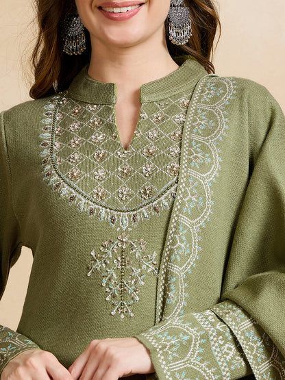 Clapton Embroidered Straight Kurta Pant With Dupatta Set Green