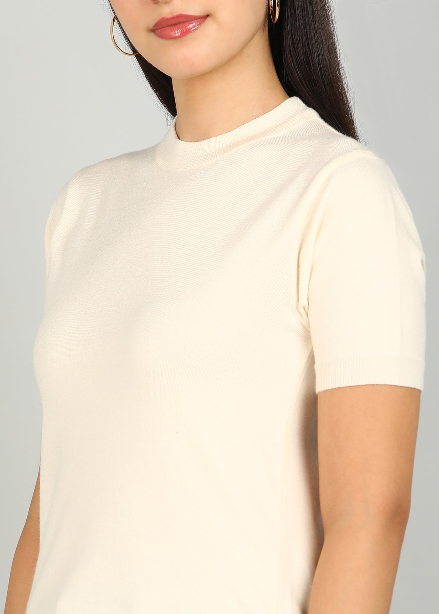 Women Solid Color Round Neck Half Sleeve Viscose T-Shirt Off White