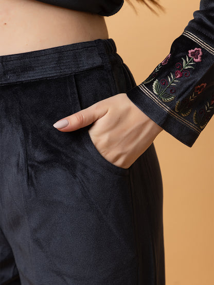 Velvet Embroidered Winter Wear Embroidered Straight Kurta Pant With Dupatta Set Navy