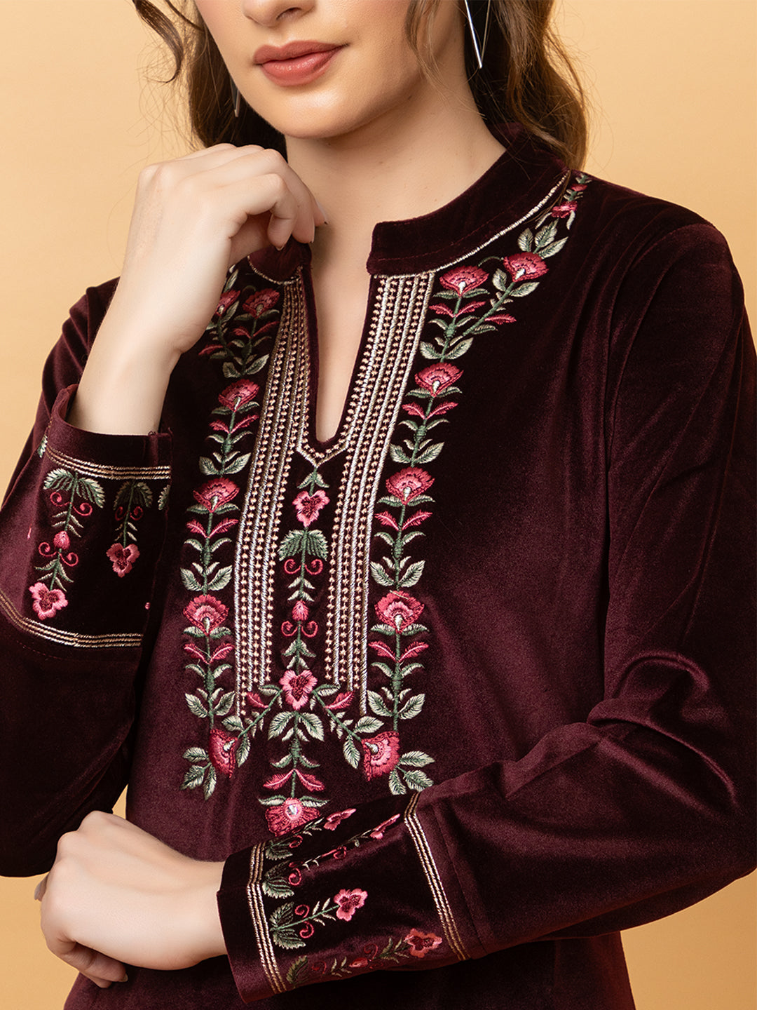 Velvet Embroidered Winter Wear Embroidered Straight Kurta Pant With Dupatta Set Maroon