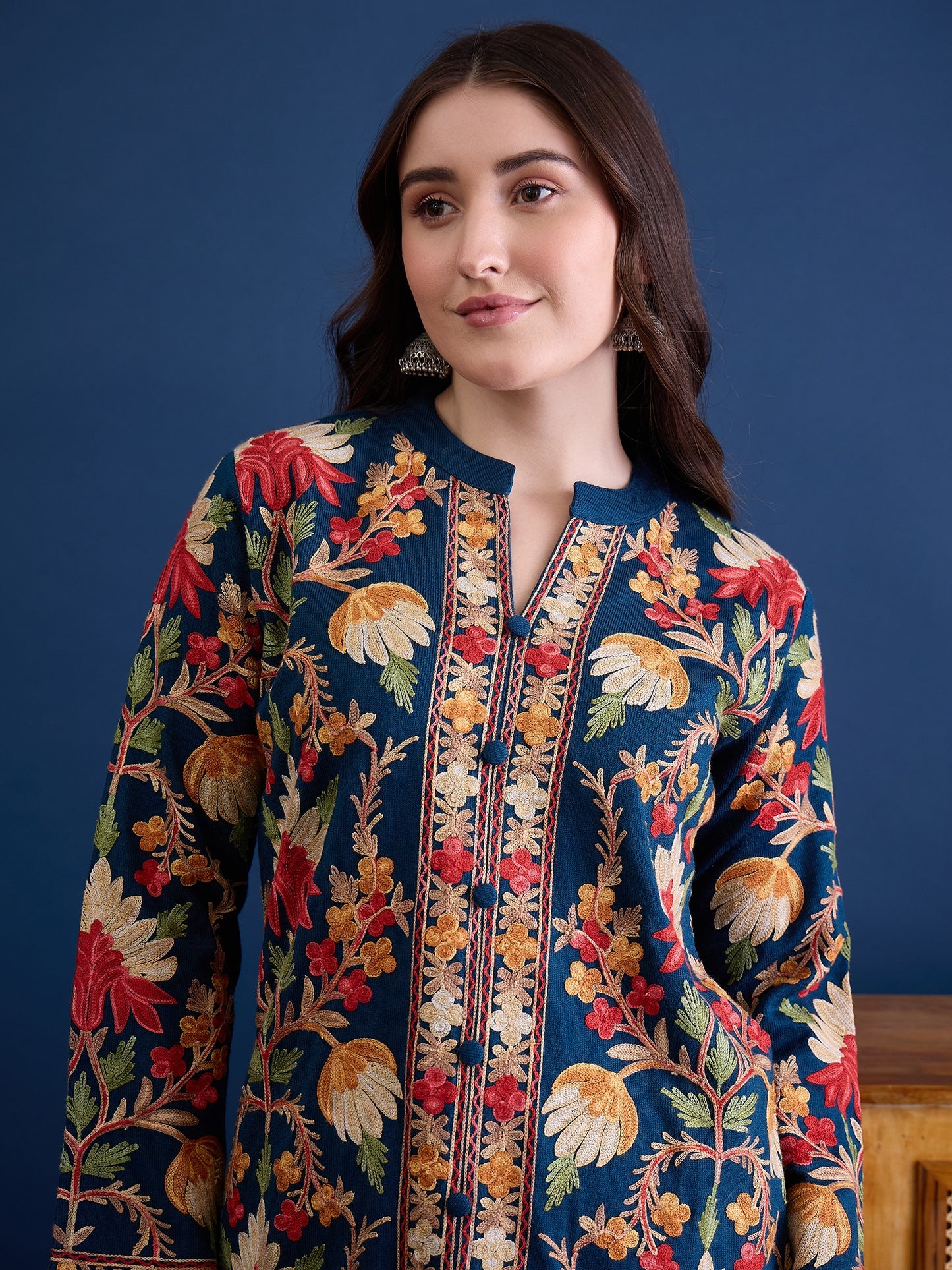 Women’S Embroidered Woolen Kurta With Straight-Fit Pants Co-Set Peacock