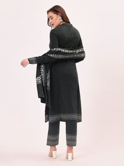 Clapton Pure Wool Winter Wear Embroidered Straight Kurta Pant With Dupatta Set Grey Mixture