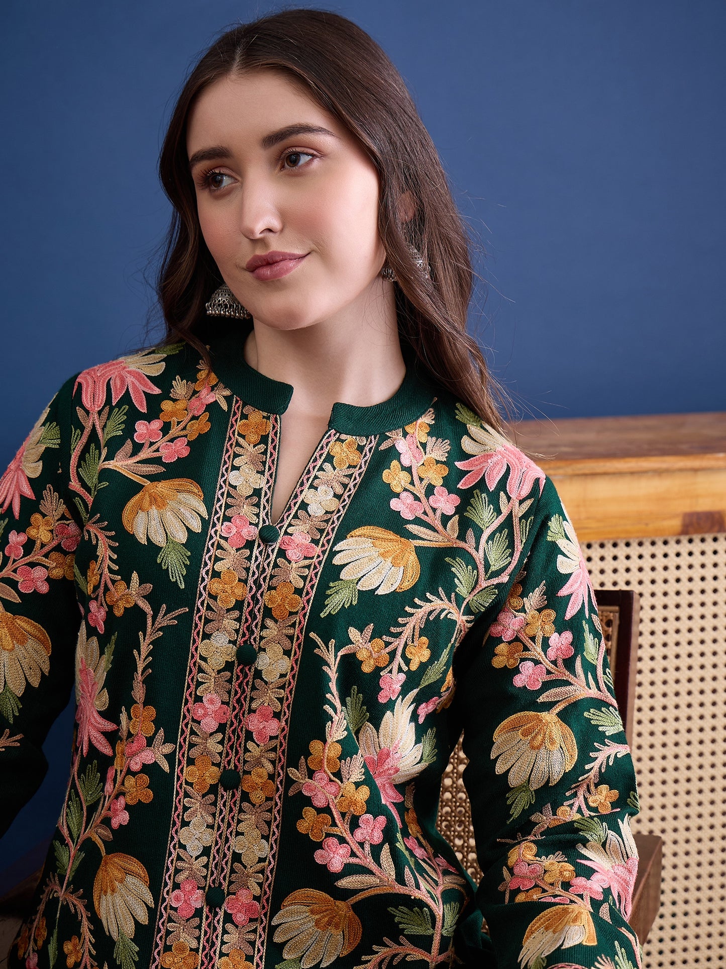 Women’S Embroidered Woolen Kurta With Straight-Fit Pants Co-Set Green