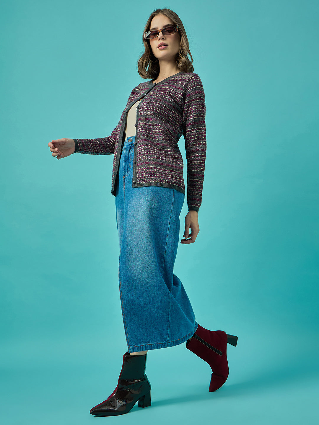 Women Md-Grey Self Striped Round Neck Cardigan