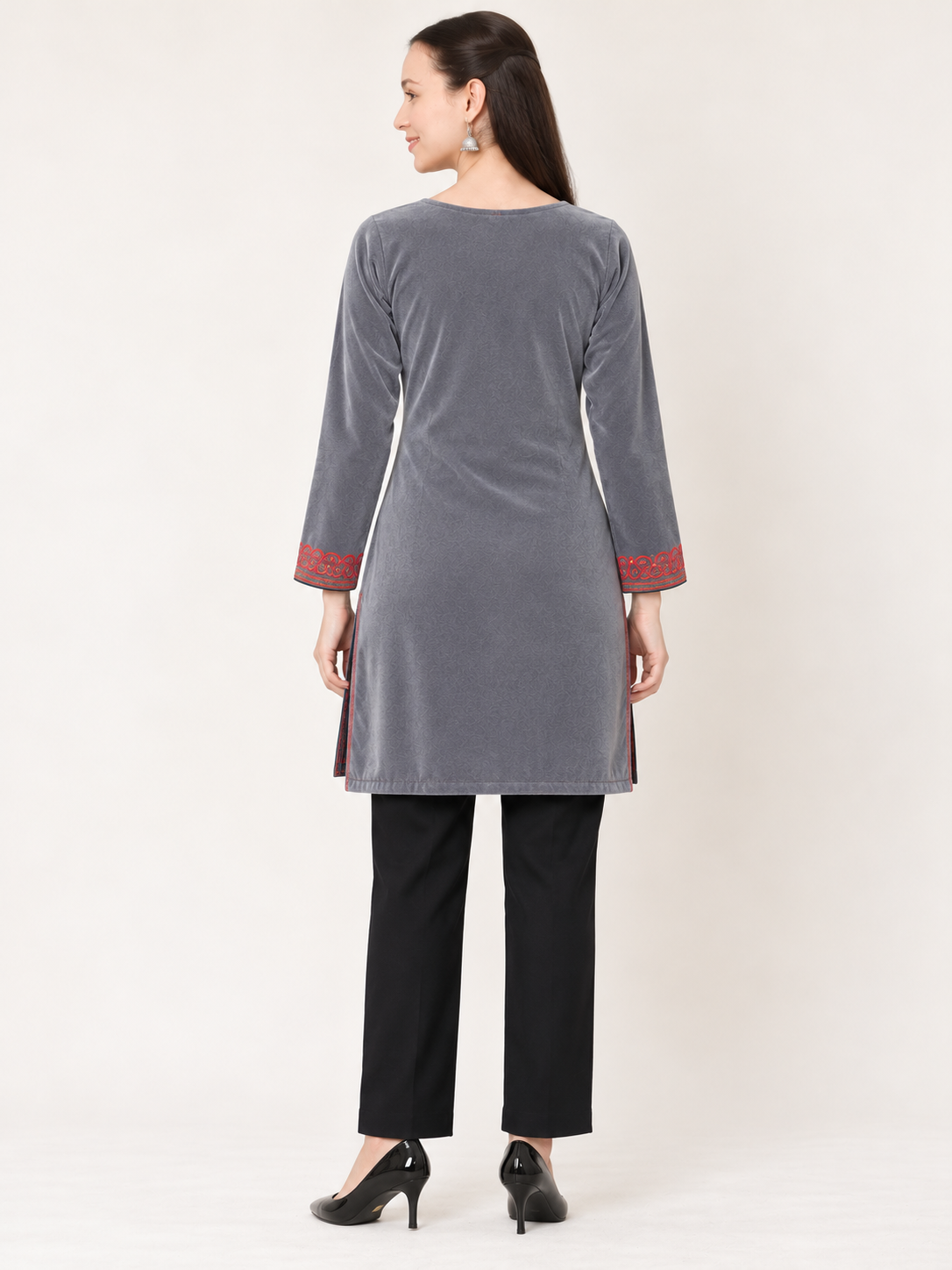 Clapton GREY Woolen Winter wear Embroidered Kashmiri Aari Work Kurta (PHERAN)