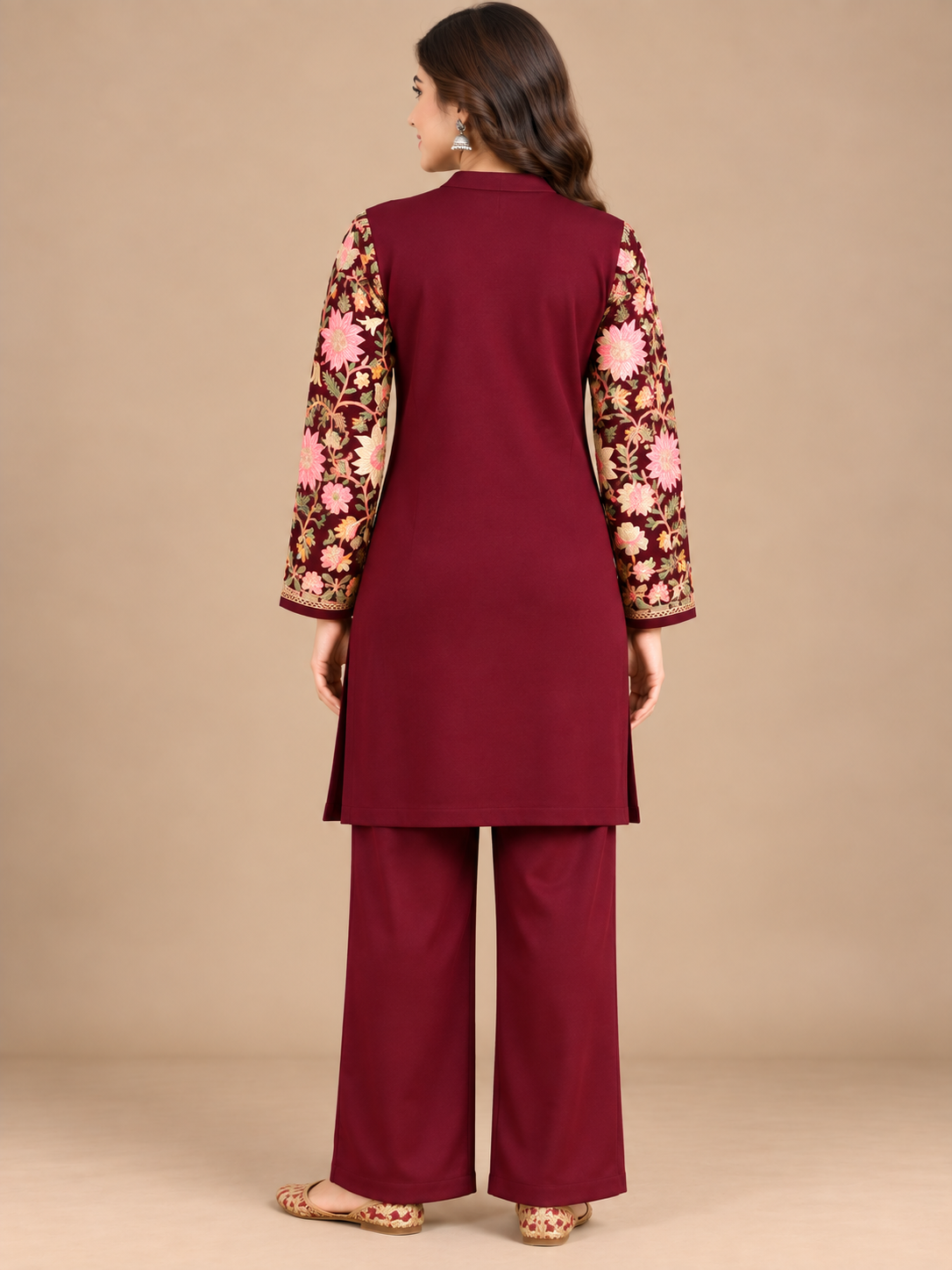 Women’S Embroidered Woolen Kurta With Straight-Fit Pants Co-Set Mahroon