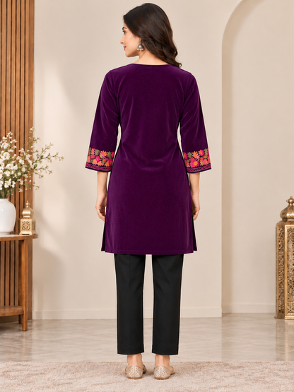 Clapton PURPLE Wolen Winter wear Embroidered Kashmiri Aari Work Kurta (PHERAN)
