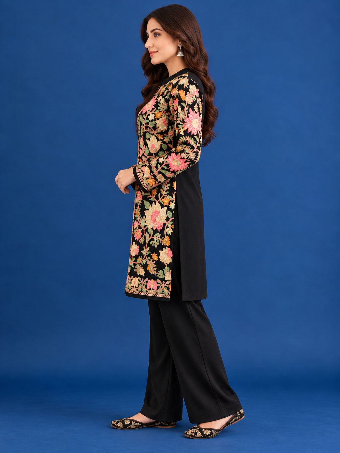 Women’S Embroidered Woolen Kurta With Straight-Fit Pants Co-Set BLACK